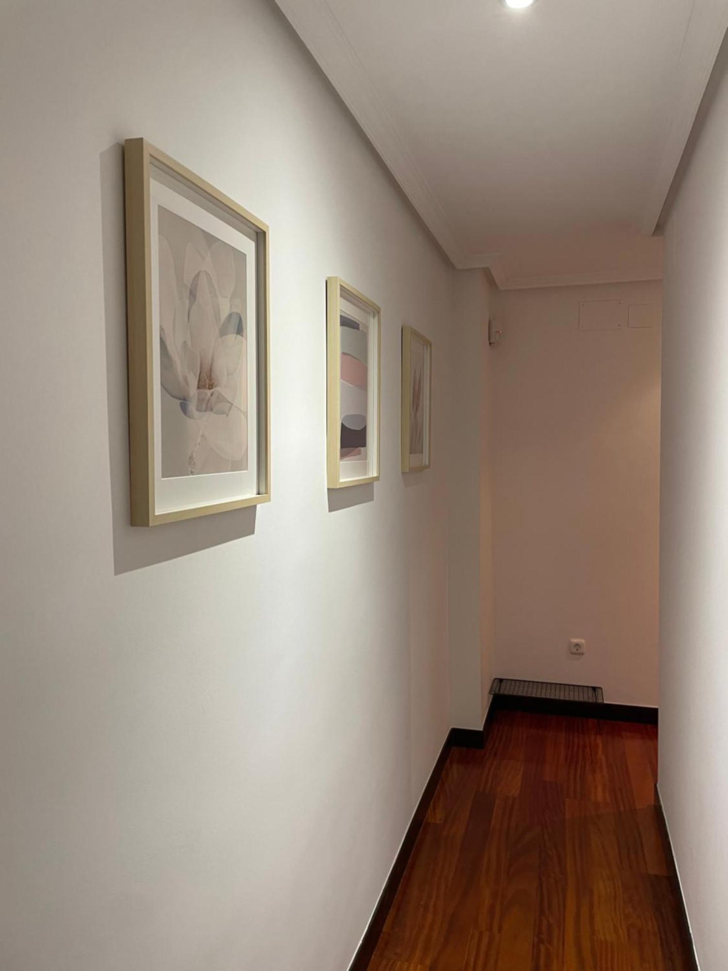Atuaire Home Vivienda B Luminosa Parking Incluido En Plena Calle Comercial Burgo Exteriér fotografie