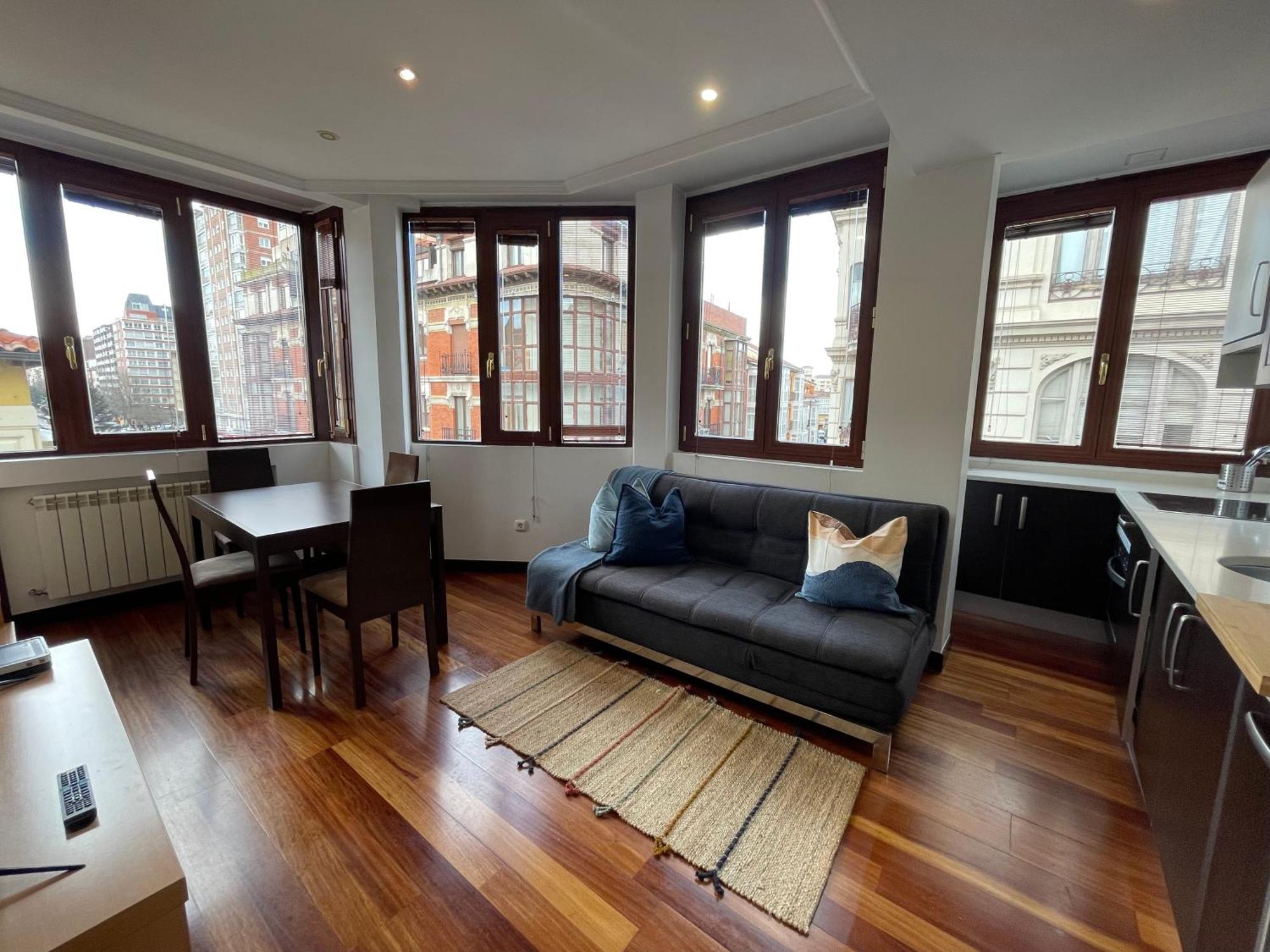 Atuaire Home Vivienda B Luminosa Parking Incluido En Plena Calle Comercial Burgo Exteriér fotografie